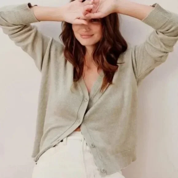 NWOT Jenni Kayne Linen Boyfriend Cardigan In Willow size M - Picture 1 of 13